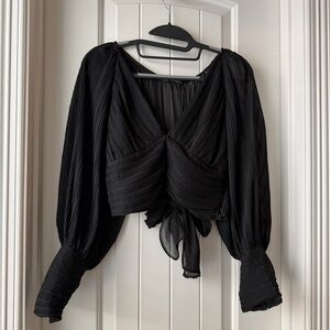Elegant Black Pleated Women's Top